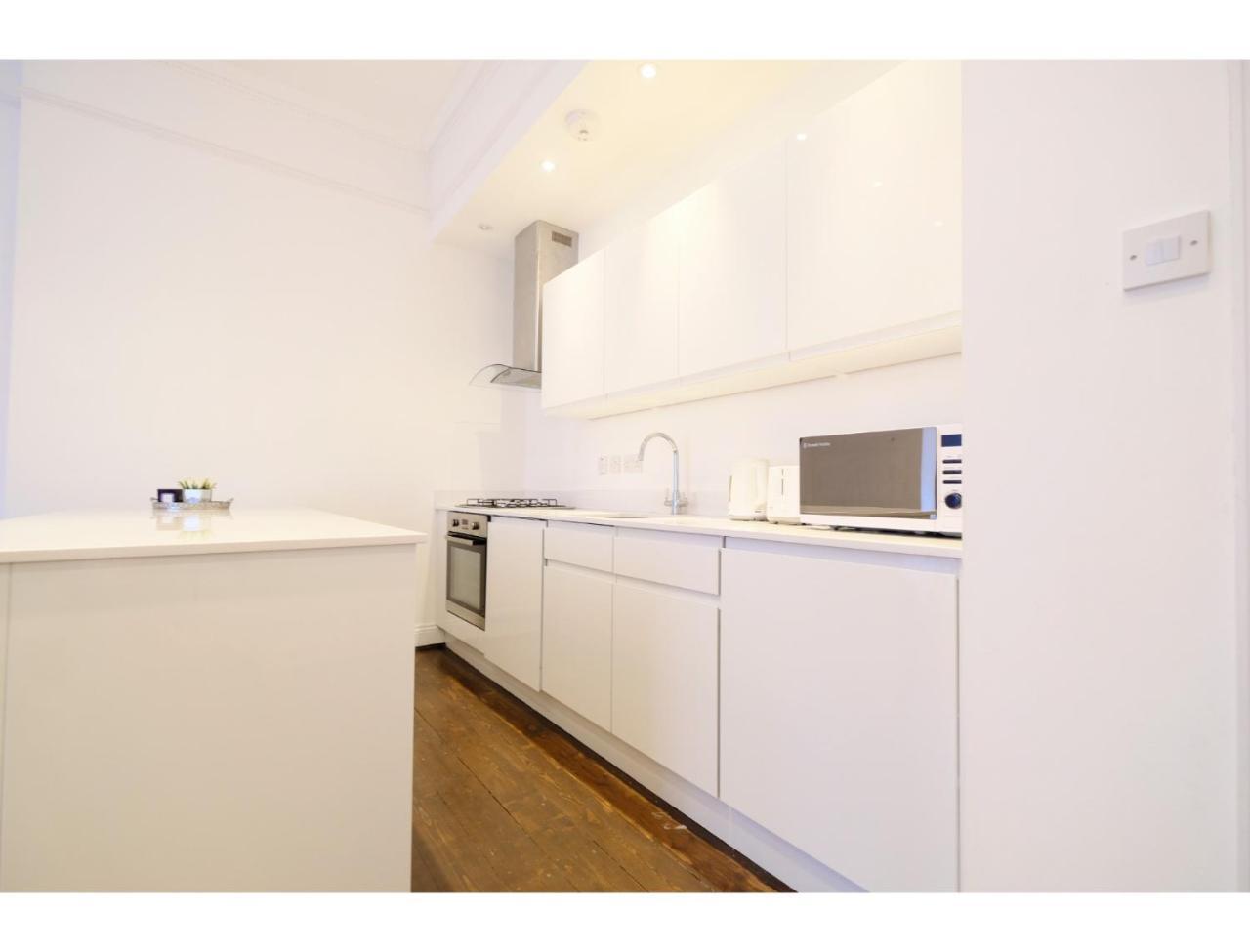 Edgware Rd, Paddington Spacious Apartment Sleeps 4 ロンドン エクステリア 写真