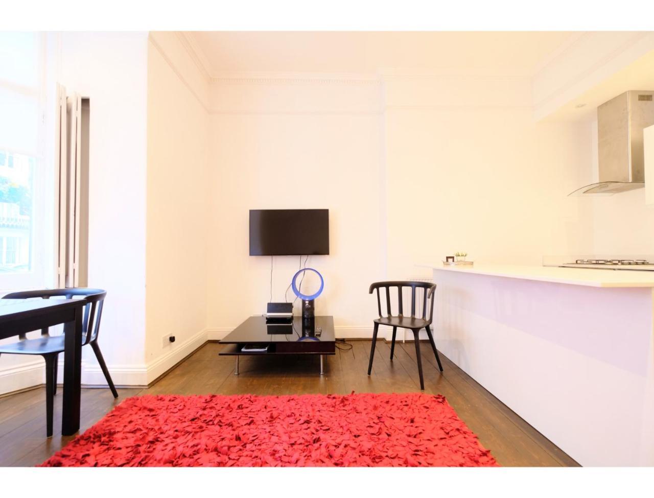 Edgware Rd, Paddington Spacious Apartment Sleeps 4 ロンドン エクステリア 写真